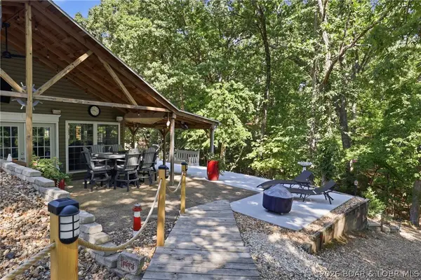 65 Niangua Road, Sunrise Beach, MO 65079