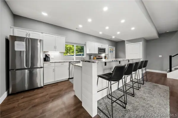 45 Honeysuckle Road, Lake Ozark, MO 65049