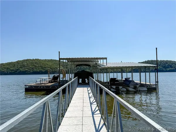 32737 N Ivy Bend Rd, Stover, MO 65078