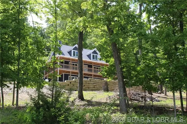 7930 Eagle Bay Drive, Gravois Mills, MO 65037