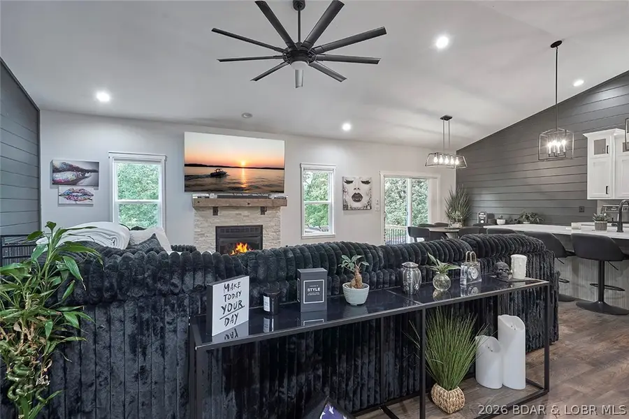 137 Spring Road, Lake Ozark, MO 65049 - #2