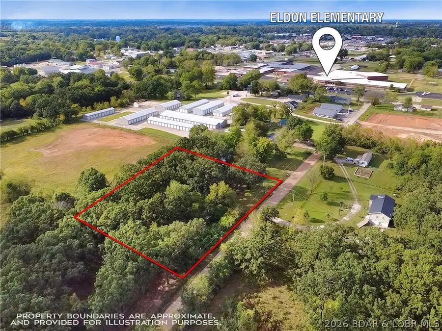 1703 Old Tuscumbia Road, Eldon, MO 65026 - #2