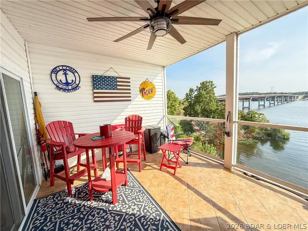 186 Sunset Palms #3C, Camdenton, MO 65020