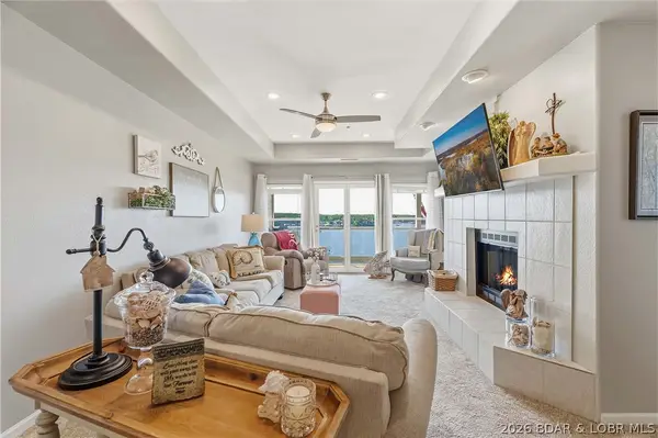 44 Emerald Bay Court #2B, Lake Ozark, MO 65049
