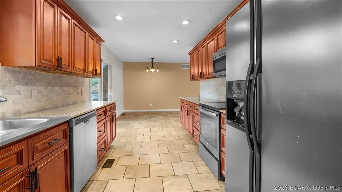 81 Ravenwood Drive, Camdenton, MO 65020 - #1