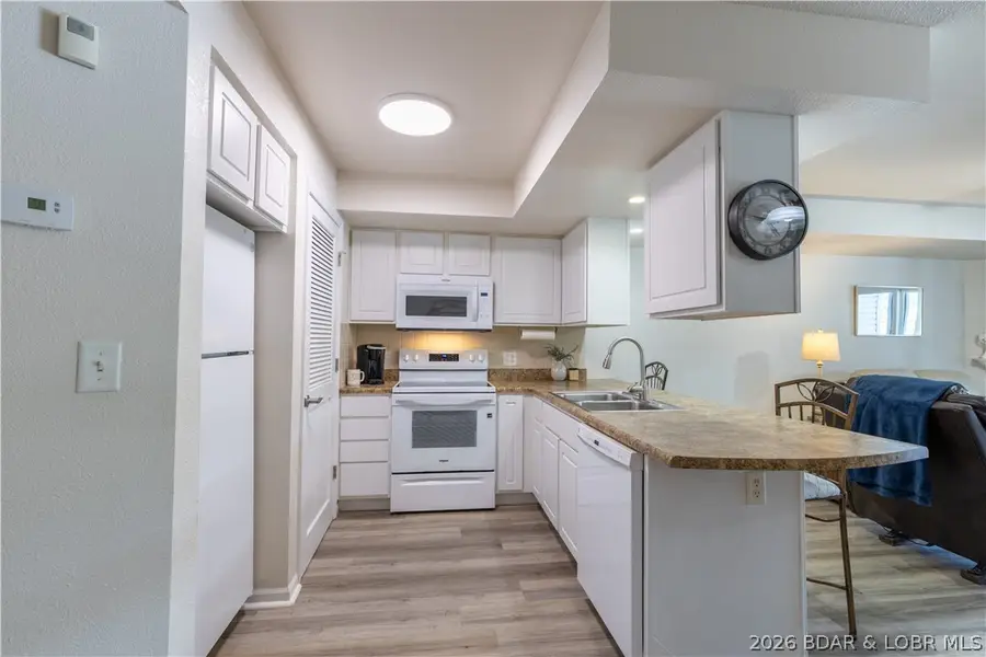 40 Lighthouse Road #5-204, Lake Ozark, MO 65049 - #3
