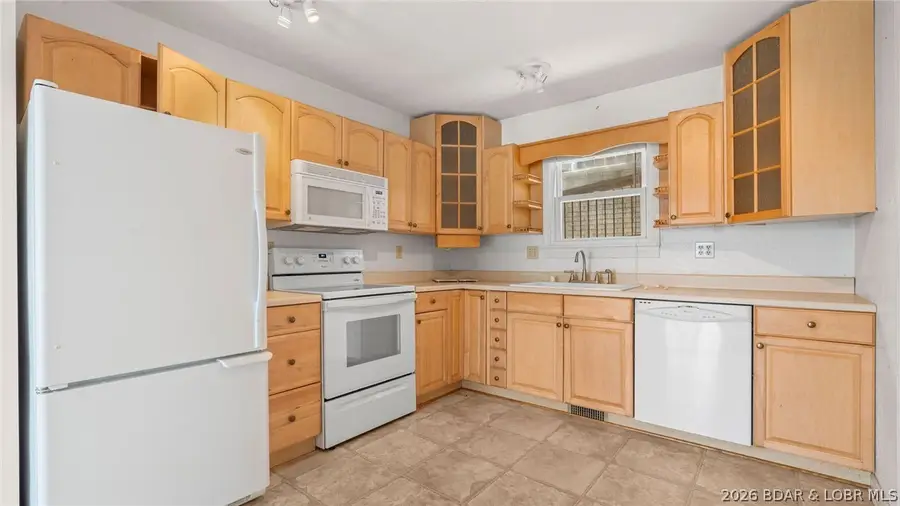 501 Winter Wood Loop, Linn Creek, MO 65052 - #3