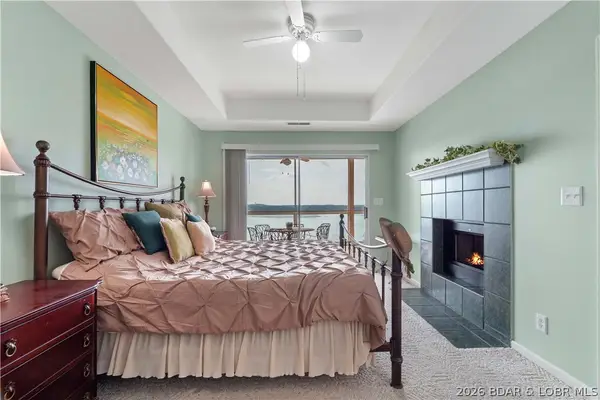 116 Emerald Bay Drive #2C, Lake Ozark, MO 65049