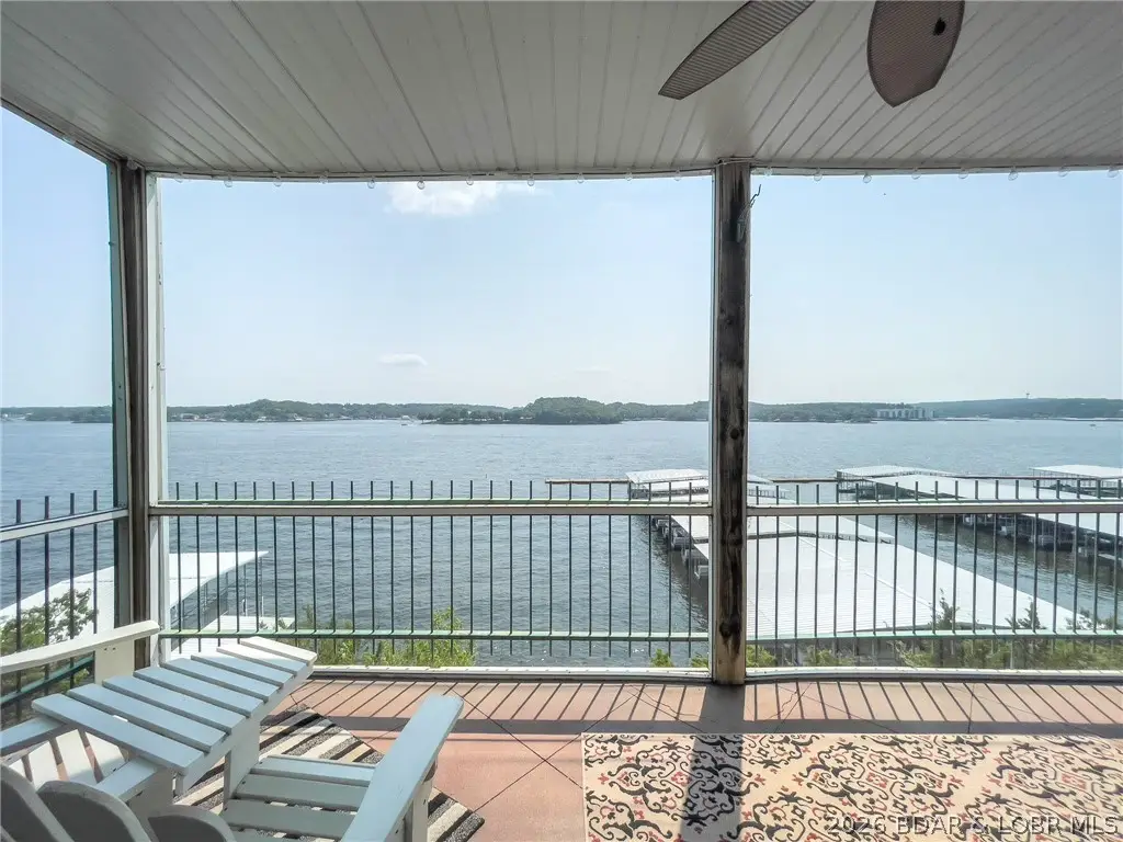 E 901 Harbour Towne Drive #E-901, Lake Ozark, MO 65049 - #1