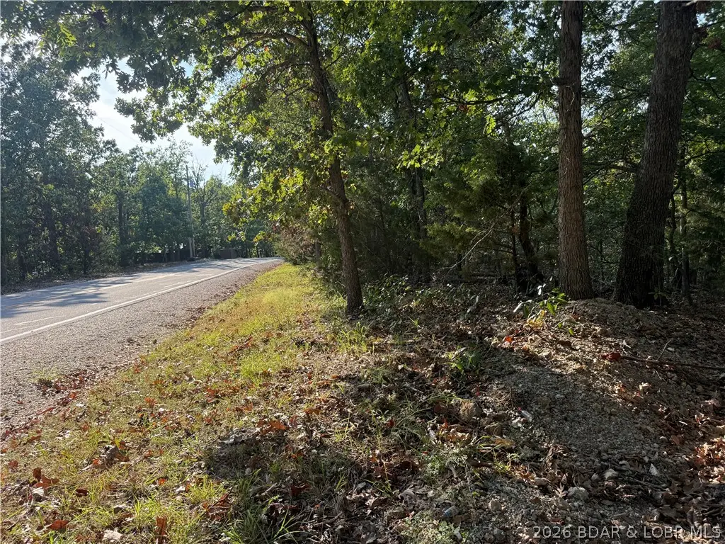7 Columbine Road, Village Of Four Seasons, MO 65049 - #1