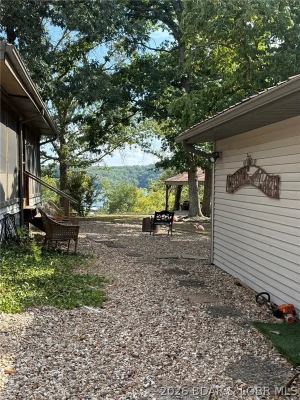 2880 Twin Rivers Point, Camdenton, MO 65020