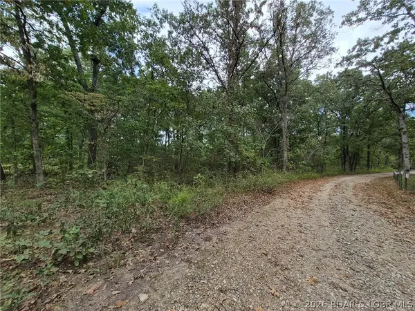 28131 Hwy Ww, Stover, MO 65078