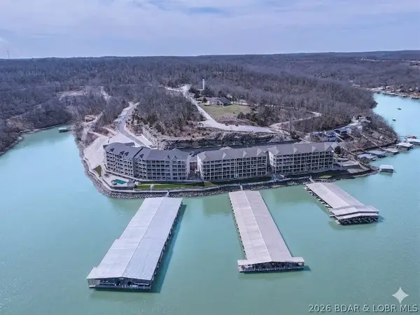 248 Plaza Gardens Court #1B, Camdenton, MO 65020