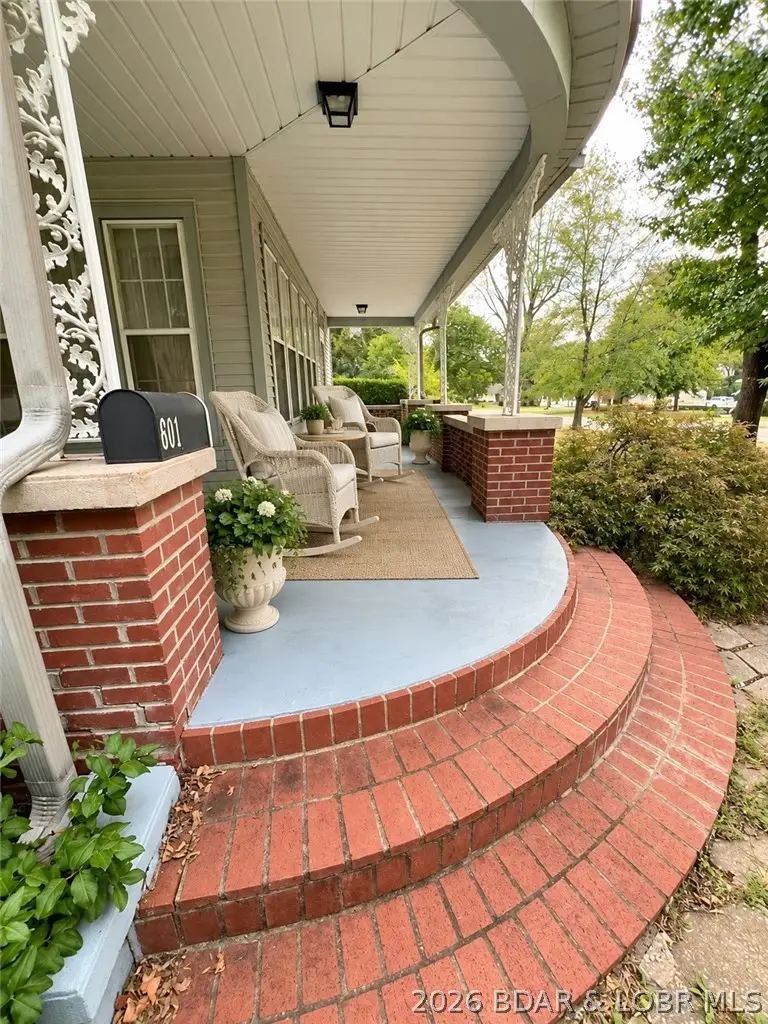 601 E Newton Street, Eldon, MO 65026 - #2