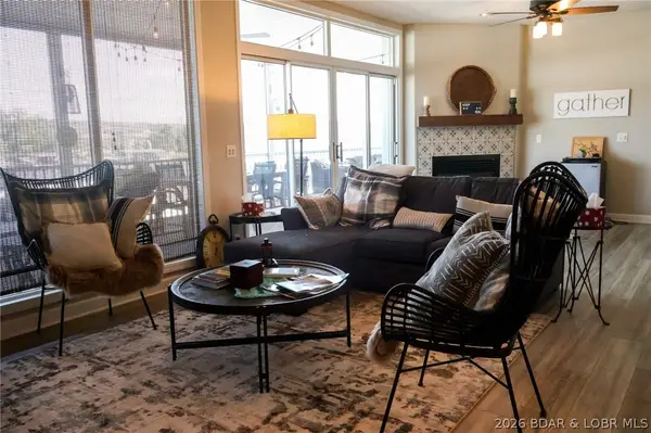 131 Evergreen Condo Drive #2A, Sunrise Beach, MO 65079