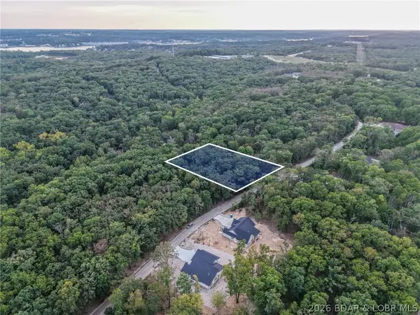 1330 Champion Drive, Sunrise Beach, MO 65079