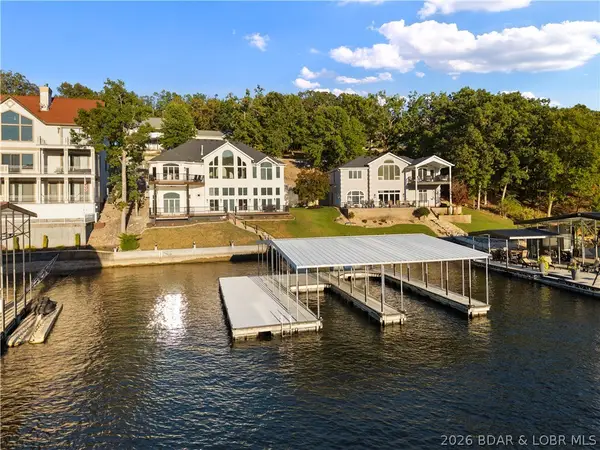 825 Grand View Drive, Sunrise Beach, MO 65079