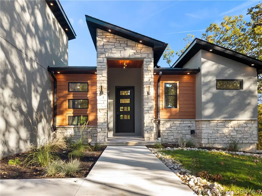 105 Fairoaks Lane, Sunrise Beach, MO 65079 - #2
