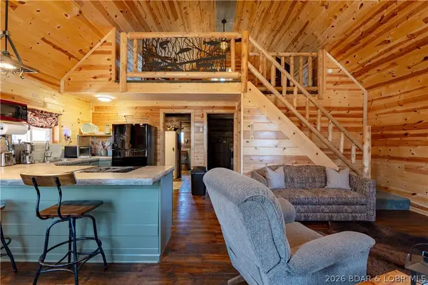 3115 Green Ridge Drive, Climax Springs, MO 65324