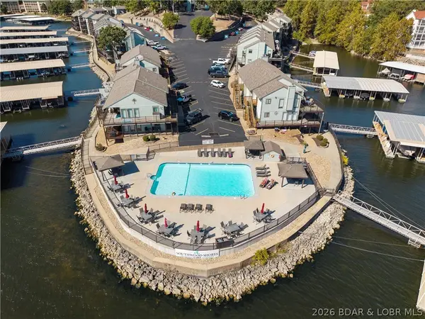 91 Southwood Shores Place #4B, Lake Ozark, MO 65049