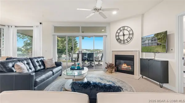62 Evergreen Condo Dr #1A, Sunrise Beach, MO 65079