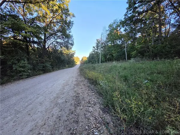 5+/- acres Blue Bird Rd, Versailles, MO 65084