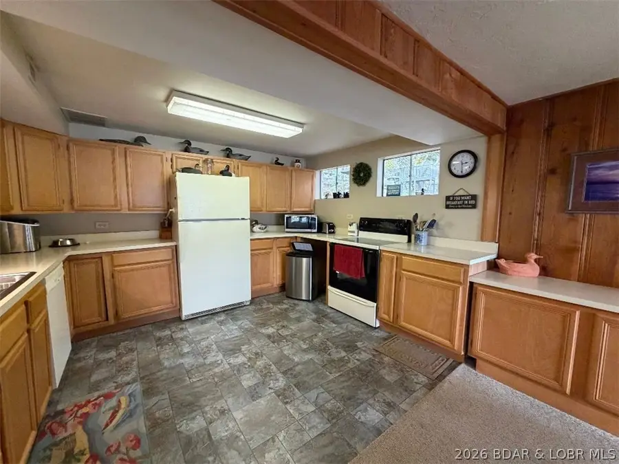 15 Bearcat Lane, Sunrise Beach, MO 65079 - #3