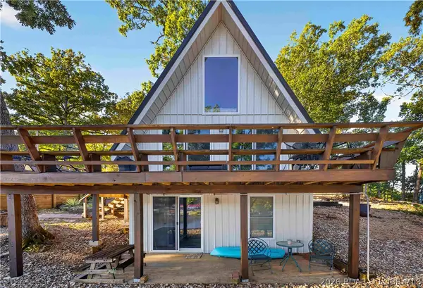 4571 Jerry Lees Way, Stover, MO 65078