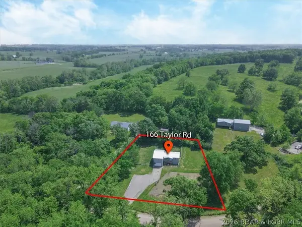 166 Taylor Road, Eldon, MO 65026