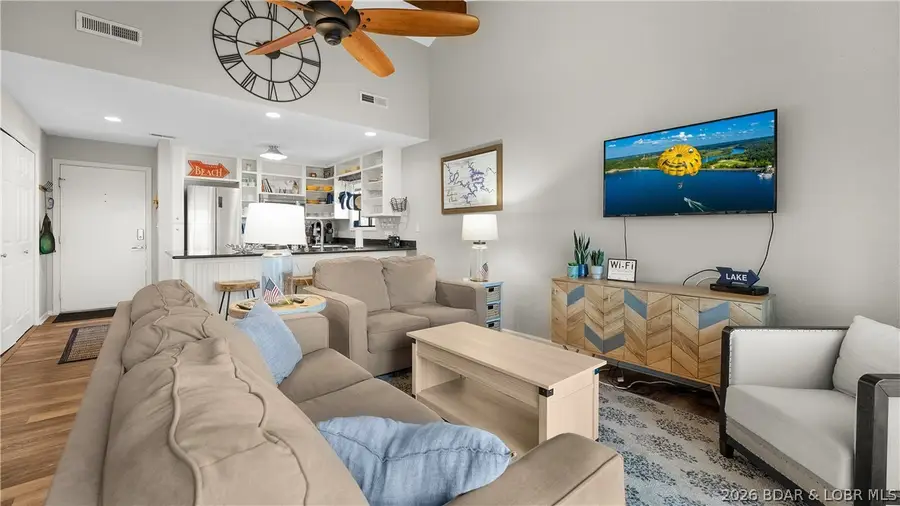 831 Indian Pointe #831, Osage Beach, MO 65065 - #2