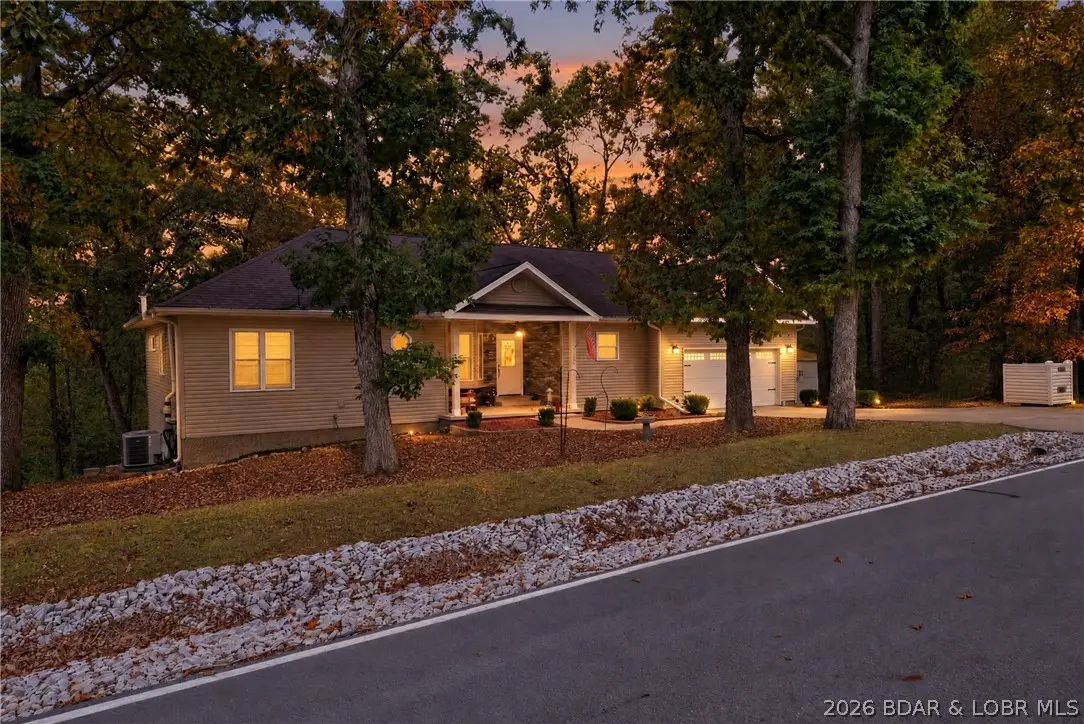 160 Nassau Circle, Lake Ozark, MO 65049 - #1