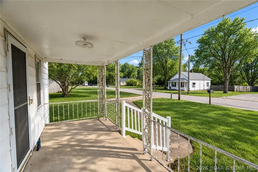 611 East 15th Street, Eldon, MO 65026 - #3