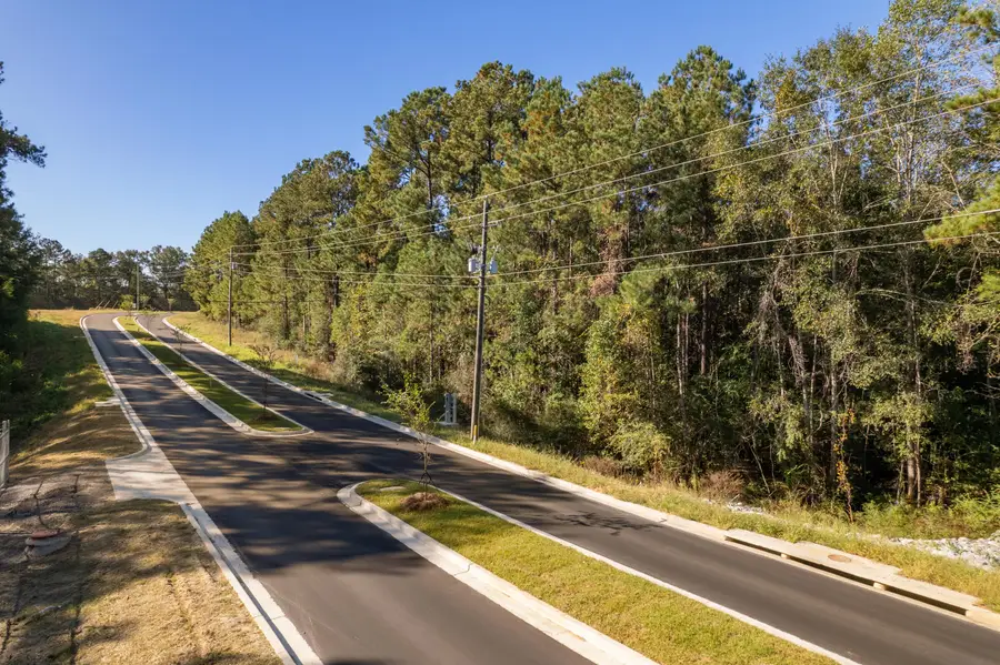 2.57+/- AC Lamar Blvd., Hattiesburg, MS 39402 - #2