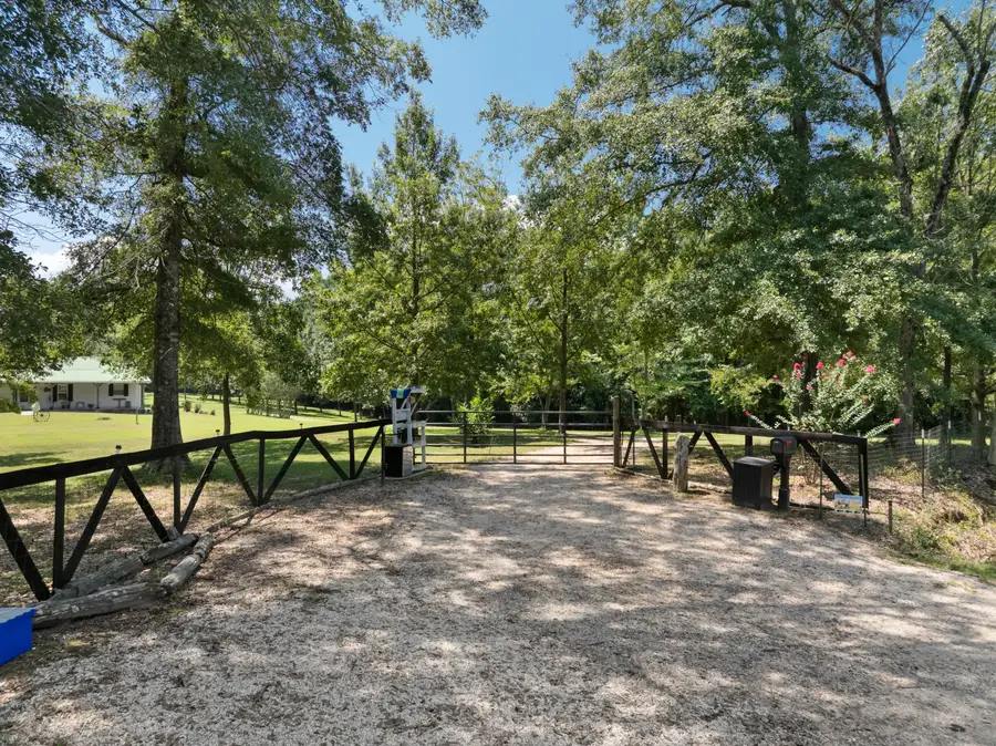 181 County Road 1830, Rose Hill, MS 39356 - Image #2