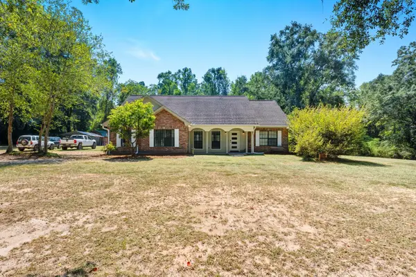 51 Nobles Rd., Sumrall, MS 39482