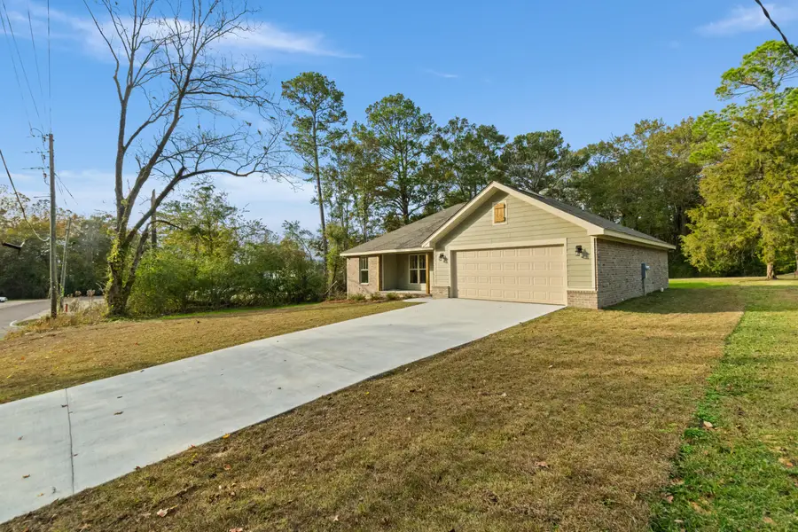 4 Front Ave., Sumrall, MS 39482 - Image #3