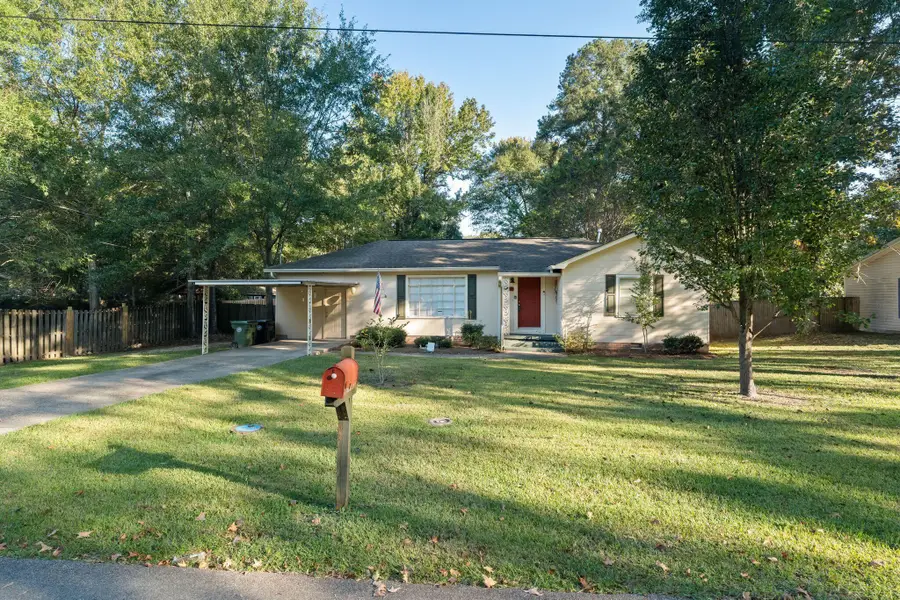 1917 Brooklane Dr., Hattiesburg, MS 39401 - Image #2