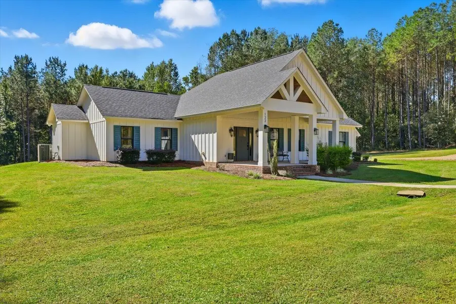 123 L And B Way, Mendenhall, MS 39114 - Image #2