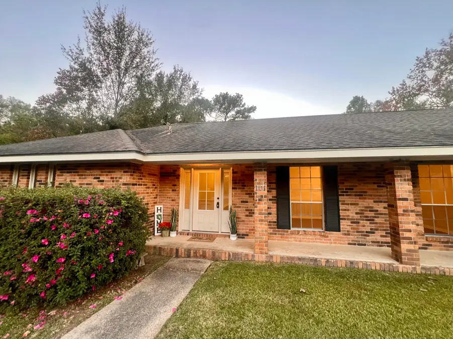 101 Tall Pines Dr., Hattiesburg, MS 39402 - Image #3