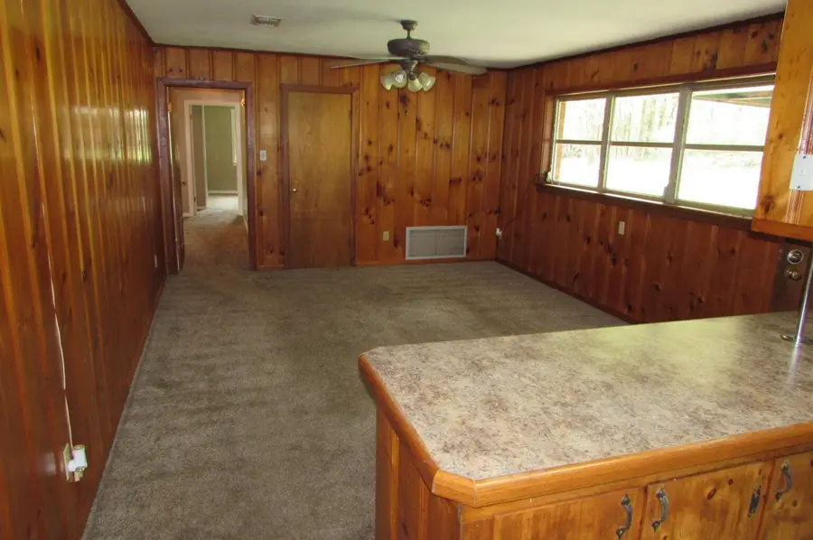 107 E Rankin St., Columbia, MS 39429 - Image #2