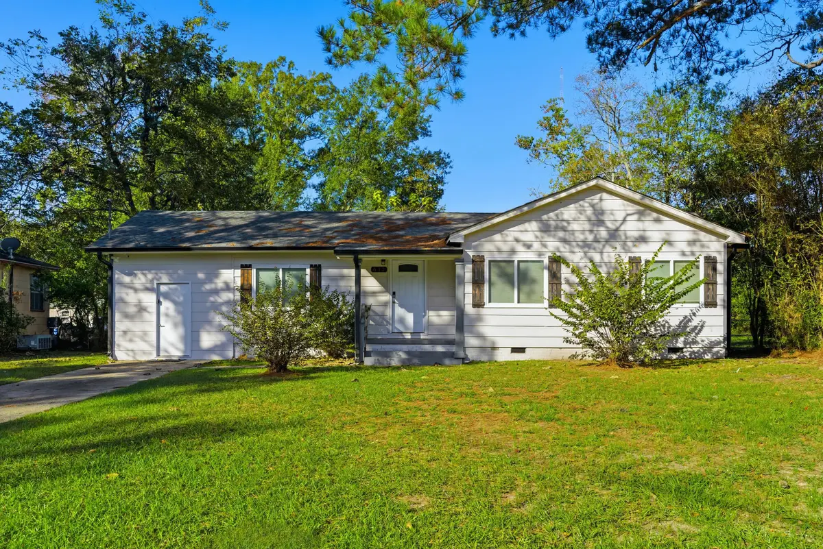 612 Meadowlane Dr., Hattiesburg, MS 39401 - Image #1