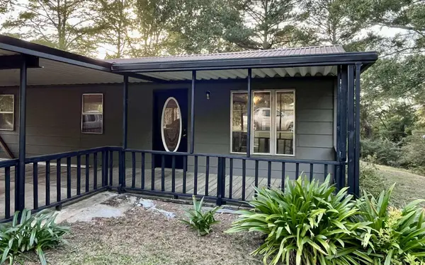 285 N Sullivan Rd., Mount Olive, MS 39119