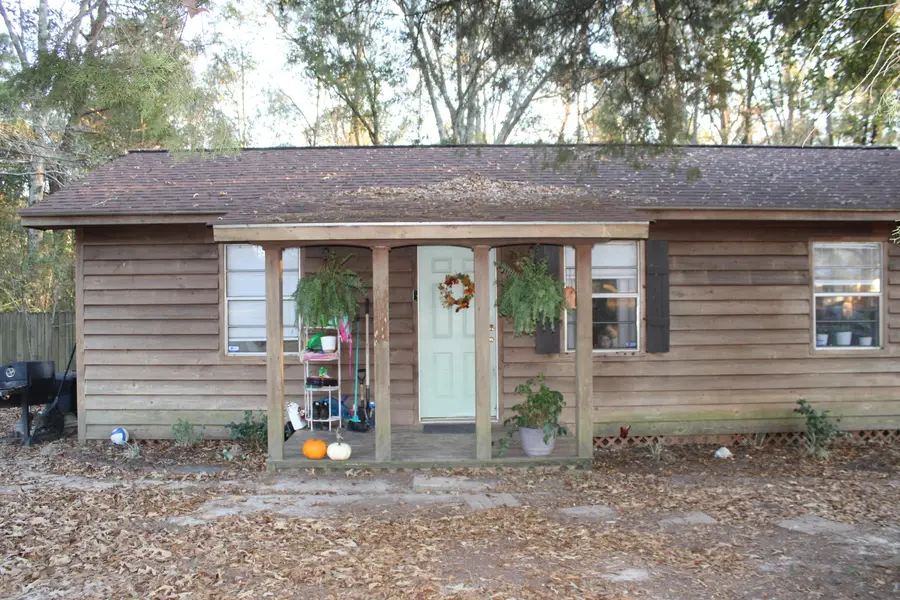 136 Country Cir, Ellisville, MS 39437 - Image #2