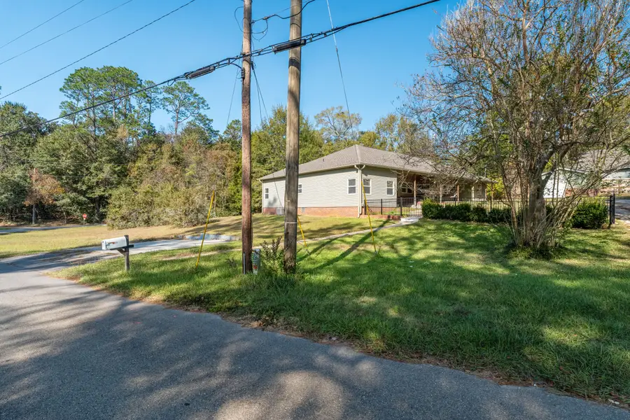 313 Vine St., Wiggins, MS 39577 - Image #2