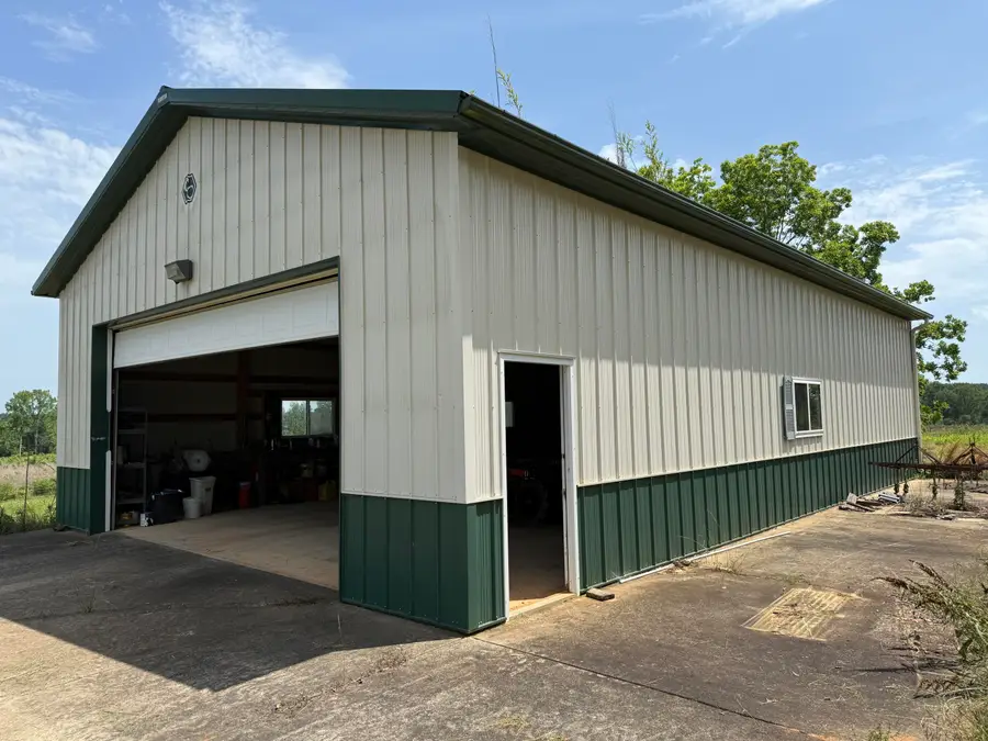 192 F Mcneese Rd, Bassfield, MS 39421 - Image #3
