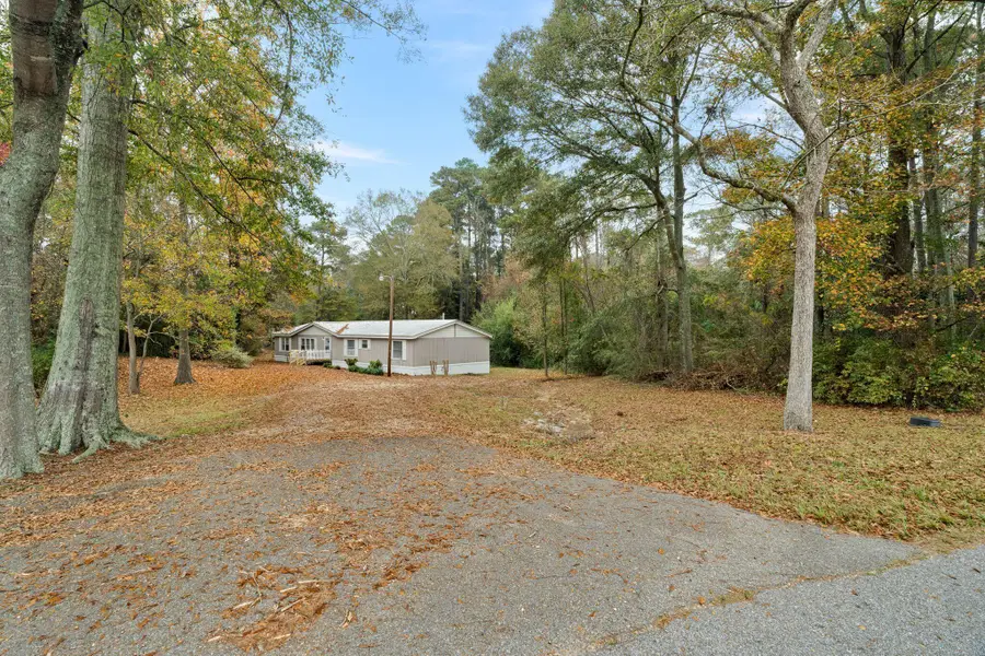 145 Northeast Dr., Laurel, MS 39443 - Image #2