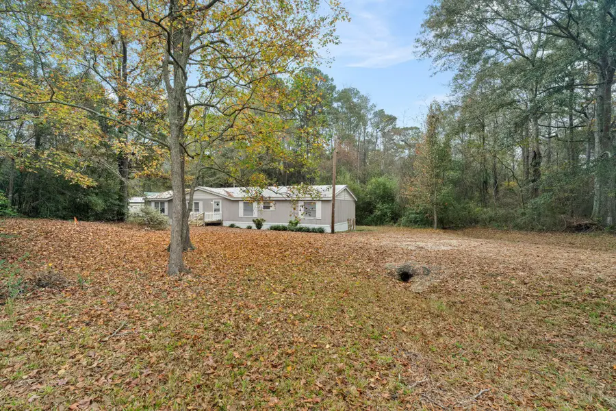 145 Northeast Dr., Laurel, MS 39443 - Image #3