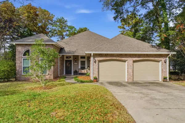 8 Chestnut Point, Petal, MS 39465