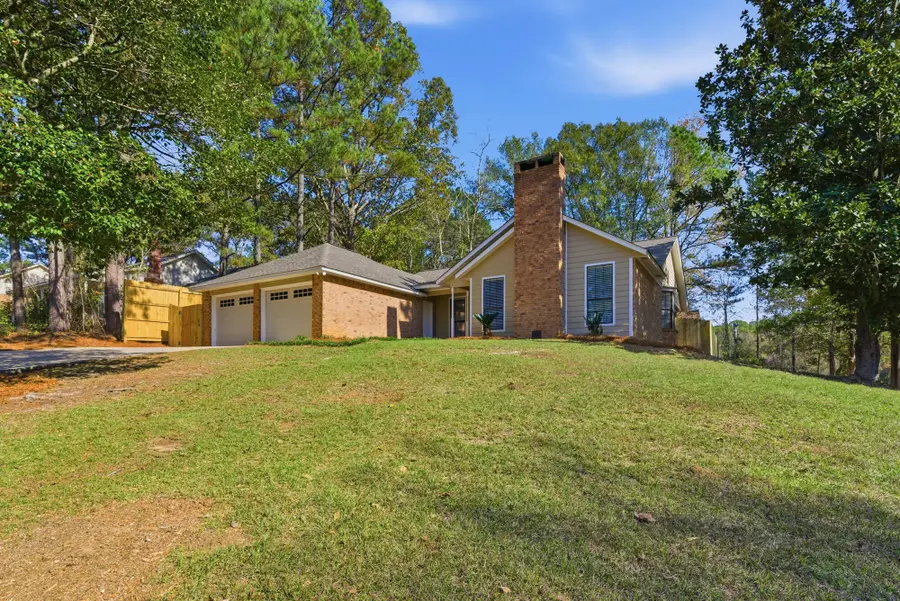 16 Summer Oaks Dr., Hattiesburg, MS 39402 - Image #2