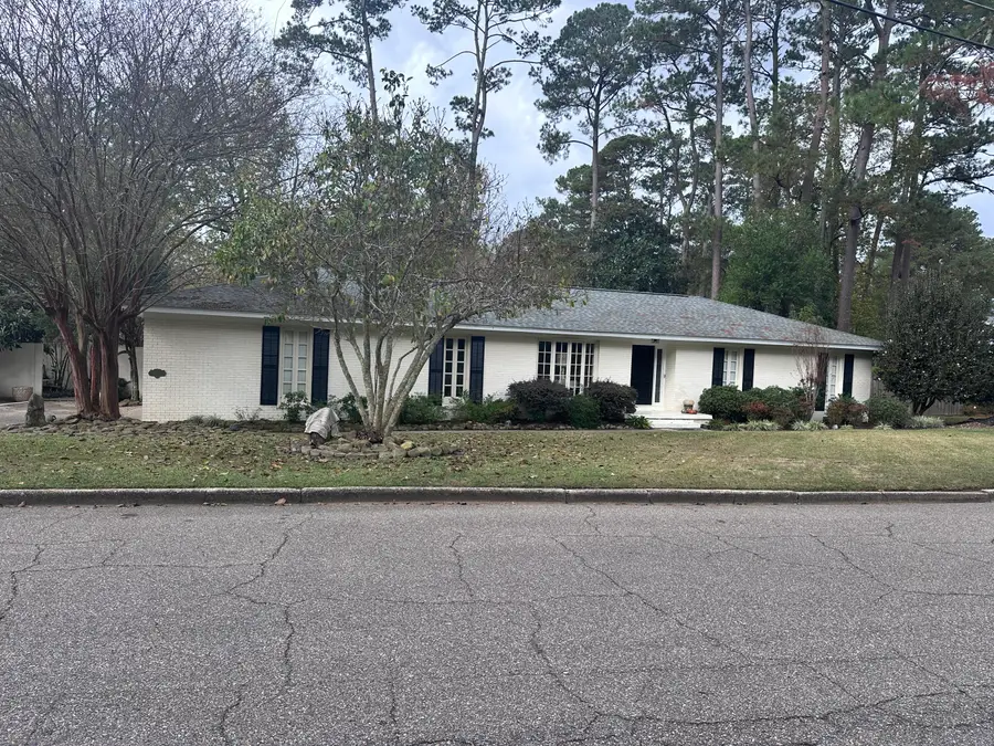 1501 Ridgewood Dr., Columbia, MS 39429 - Image #2